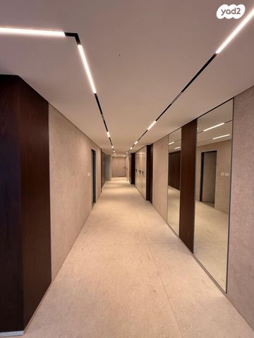 דירת גן, תרע"ד 6, שכונת הראשונים, רמת גן