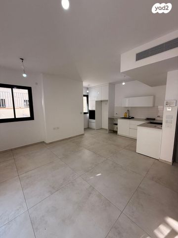 דירת גן, תרע"ד 6, שכונת הראשונים, רמת גן