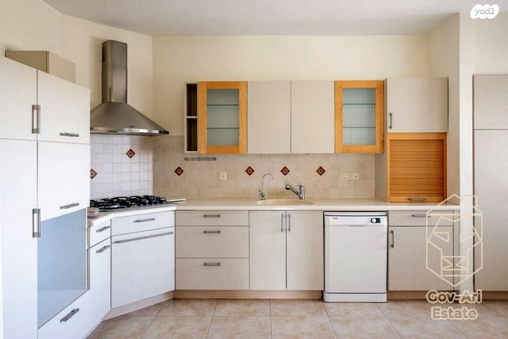 דירה, פינסקר, טלביה, קוממיות, ירושלים