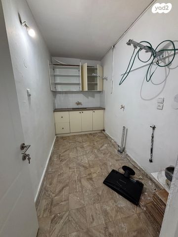 גג/ פנטהאוז, ארלוזורוב 80, עצמאות יוספטל, בת ים