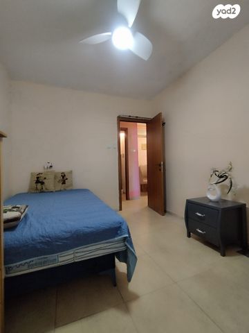 דירה, הדקל, מנחם בגין, עכו