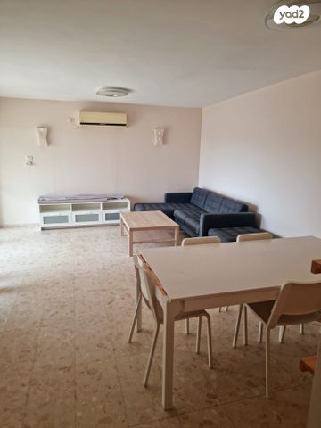 דירה, מבוא דב הררי, הגבעה הצרפתית, גבעת שפירא, ירושלים