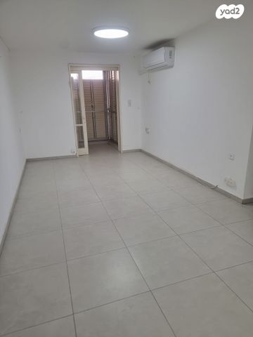 מיכל לייב כץ 73