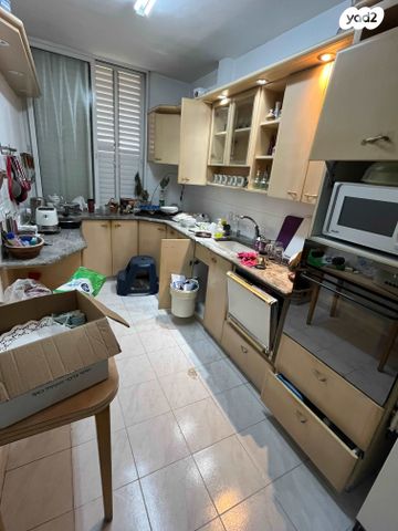 דירה, דרך בן גוריון 100, שכונת בן גוריון, מרכז העיר ג', רמת גן