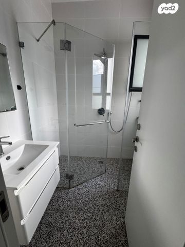 גג/ פנטהאוז, יד המעביר, הדר יוסף, תל אביב יפו