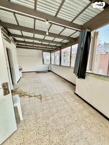 גג/ פנטהאוז, ארלוזורוב 80, עצמאות יוספטל, בת ים