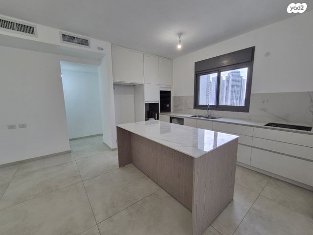 דירה, נתניה