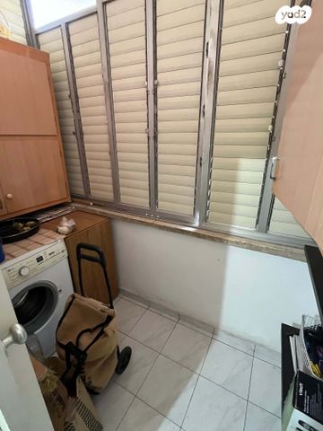 דירה, דרך בן גוריון 100, שכונת בן גוריון, מרכז העיר ג', רמת גן