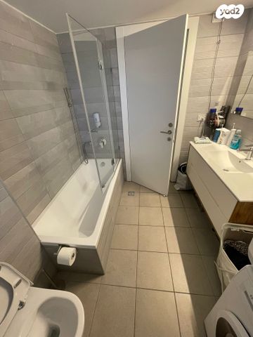 דירה, קהילת פאדובה, תל אביב יפו