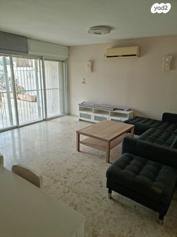 דירה, מבוא דב הררי, הגבעה הצרפתית, גבעת שפירא, ירושלים