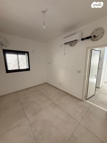 דירת גן, תרע"ד 6, שכונת הראשונים, רמת גן