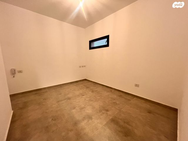 דירת גן, שדרות בן צבי, נחלאות, שערי חסד, ירושלים