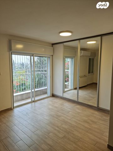 בית פרטי/ קוטג', ההתנדבויות, הגבעה הצרפתית, גבעת שפירא, ירושלים