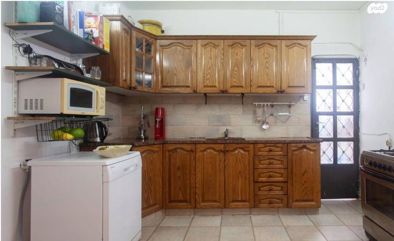 דירת גן, אלכסנדר זייד, קרית שלום, תל אביב יפו