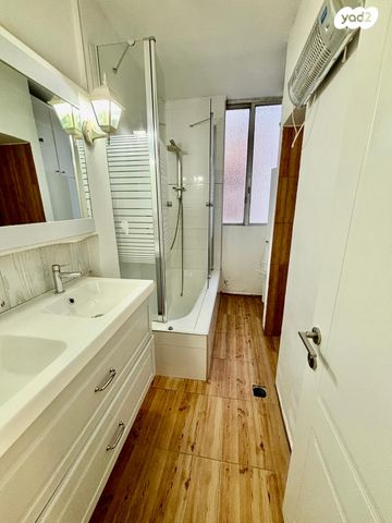 גג/ פנטהאוז, ארלוזורוב 80, עצמאות יוספטל, בת ים