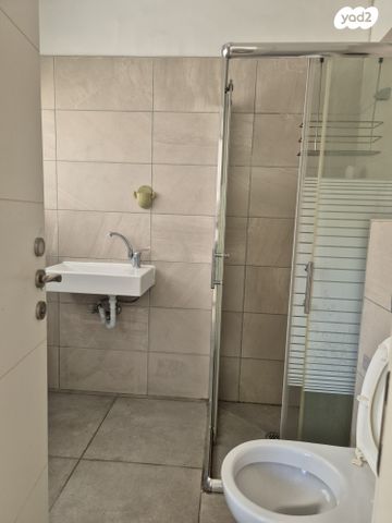 דירה, יד לבנים, רמת גן