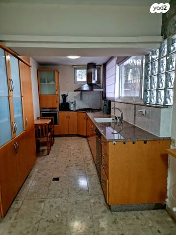 דירה, מבוא דב הררי, הגבעה הצרפתית, גבעת שפירא, ירושלים