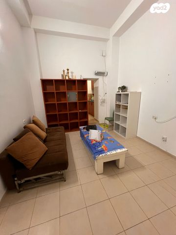 דירה, דרך יפו, שער פלמר, תחנת רכבת השמונה, חיפה