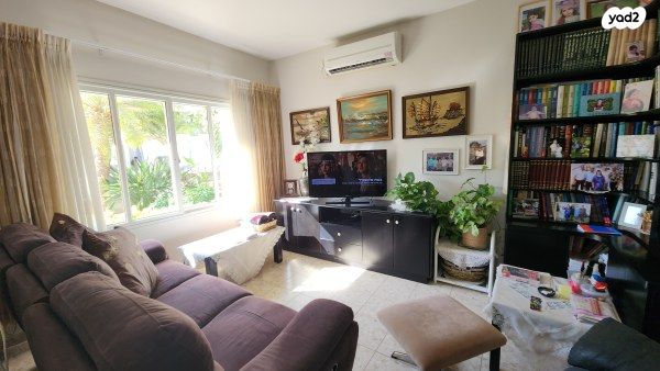 בית פרטי/ קוטג', אורנית