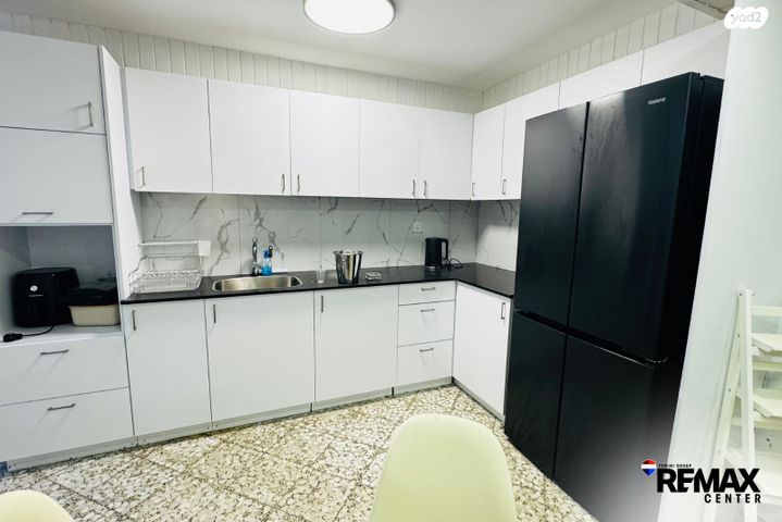 דירה, יבניאלי, נאות רחל, חולון