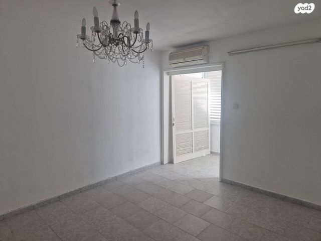 דירה, הרב פתאיה, פרדס כץ, בני ברק