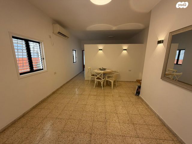 דירה, הפלמ"ח, הל"ה, גבעתיים