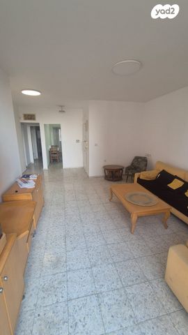 דירה, שמעון בן צבי, גבעתיים