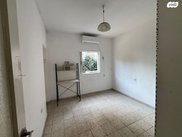 גג/ פנטהאוז, עלומים 19, אזור הבילויים, רמת גן