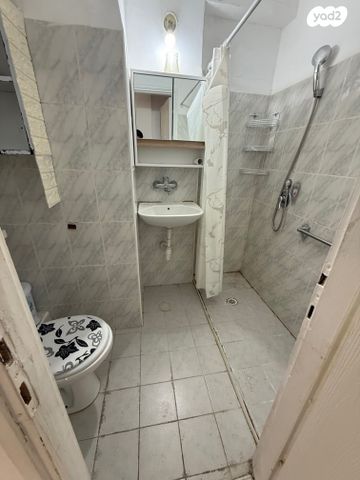 דירה, לוחמי הגטאות 5, צור שלום, קרית ביאליק