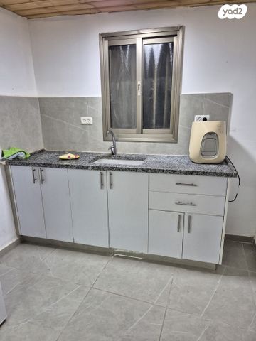 דירה, ההסתדרות, אושיות, רחובות