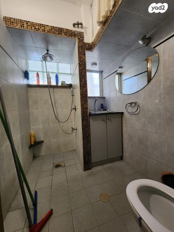 דירת גן, הקשת, קרית שלום, תל אביב יפו