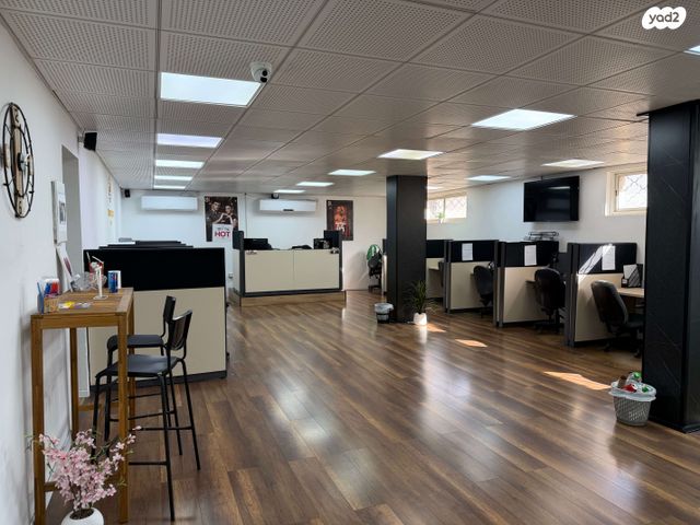 משרדים, שדרות ההסתדרות, צ'ק פוסט, מכון טיהור, מפרץ חיפה, חיפה