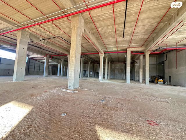 מחסנים, שוהם