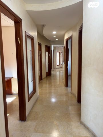 משרדים, צפון מערב מרכז העיר, נתניה