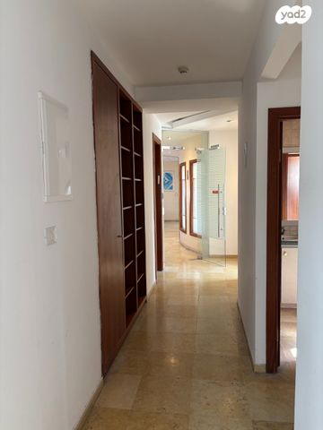 משרדים, צפון מערב מרכז העיר, נתניה