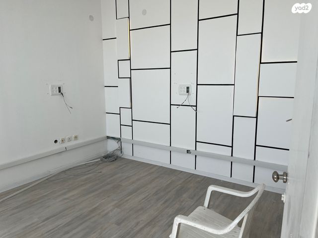 מבני תעשיה, אזור תעשייה רכטמן, רחובות