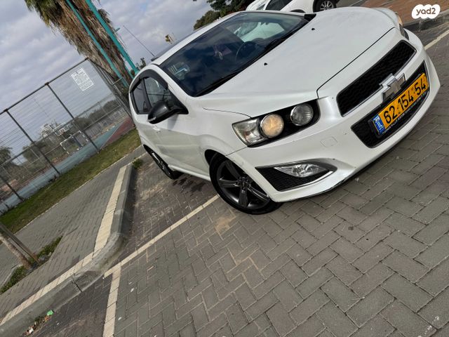 שברולט סוניק