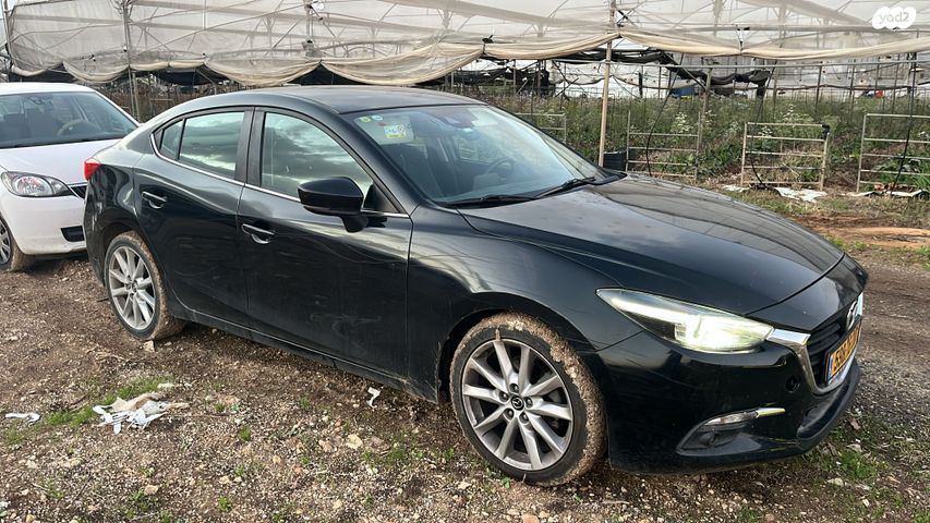 מודעת רכב מאזדה 3