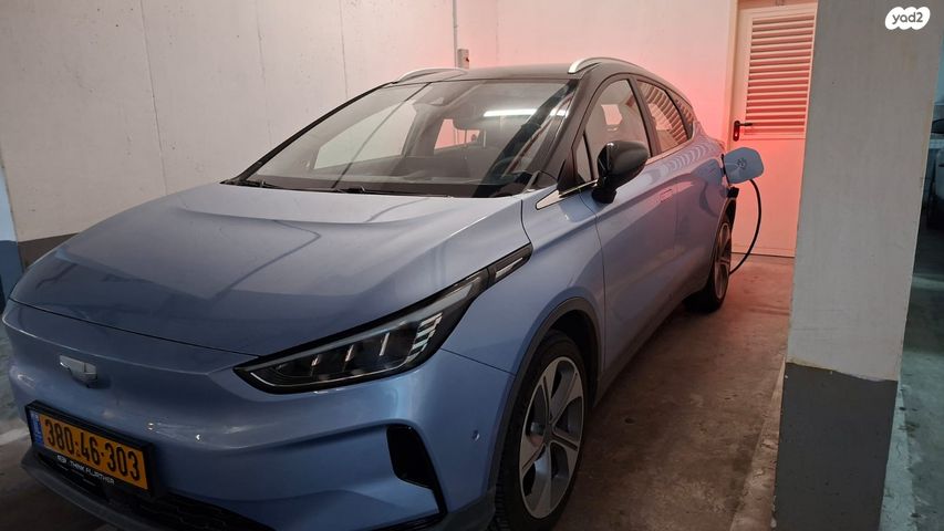 מודעת רכב ג׳ילי Geometry C