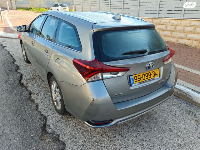 טויוטה אוריס