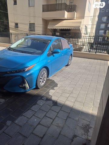 מודעת רכב טויוטה פריוס