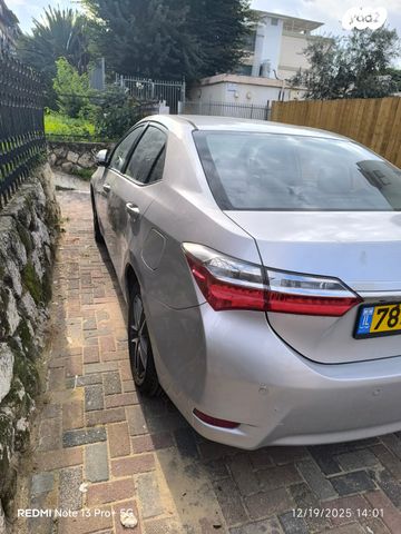 טויוטה קורולה