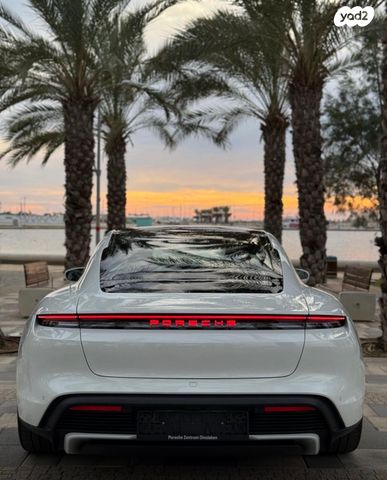 פורשה טייקן