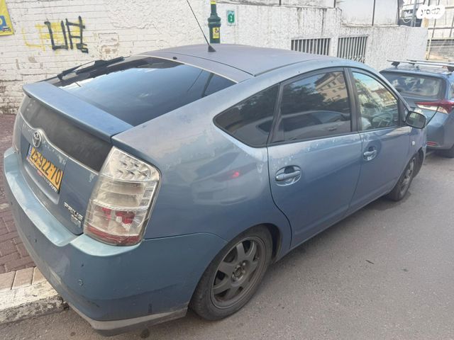מודעת רכב טויוטה פריוס