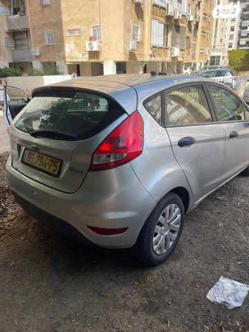 מודעת רכב פורד פיאסטה