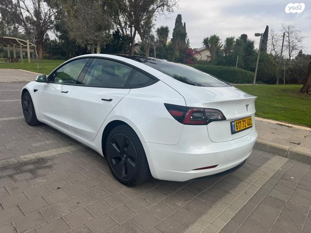 טסלה מודל 3