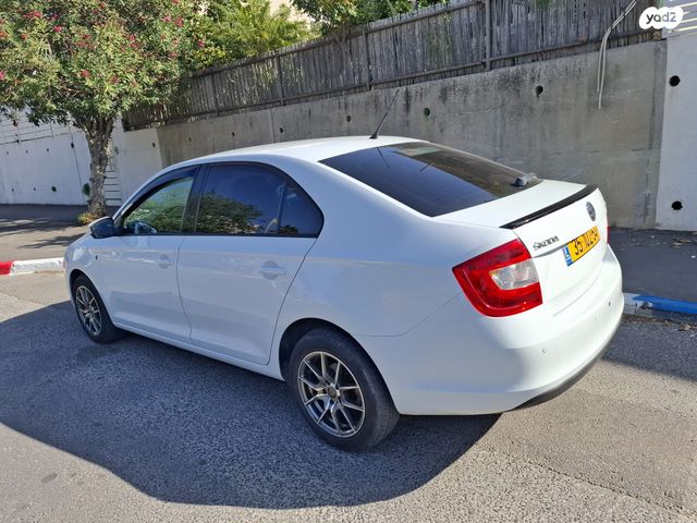 סקודה ראפיד