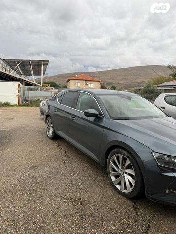 מודעת רכב סקודה סופרב