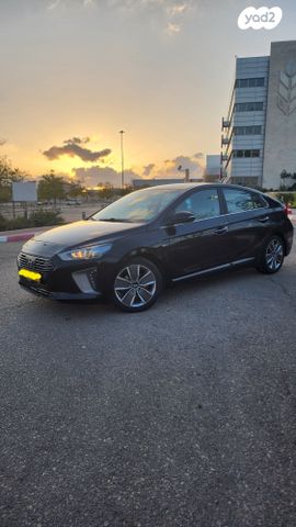 יונדאי איוניק