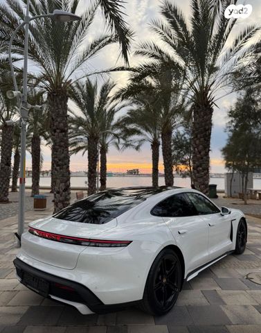 פורשה טייקן